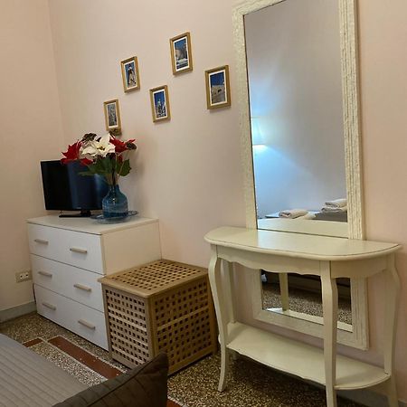 Emi House Re Di Roma , Intero Appartamento - 80 Mq Luaran gambar