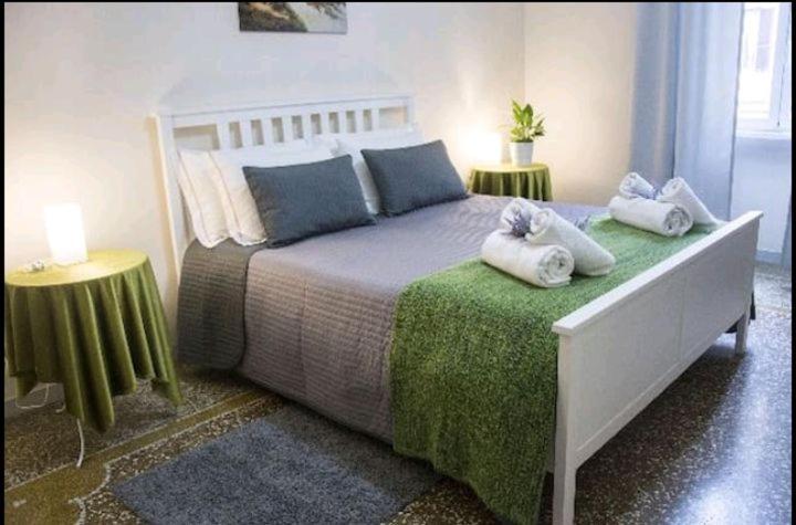 Emi House Re Di Roma , Intero Appartamento - 80 Mq Luaran gambar