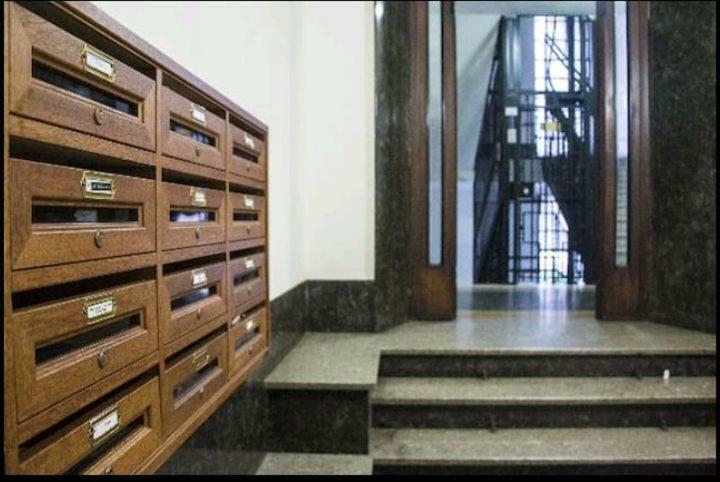 Emi House Re Di Roma , Intero Appartamento - 80 Mq Luaran gambar