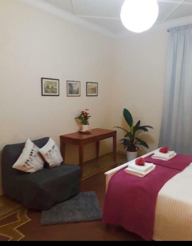 Emi House Re Di Roma , Intero Appartamento - 80 Mq Luaran gambar
